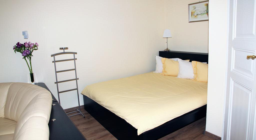 Classic Central Apartment Budapeste Quarto foto