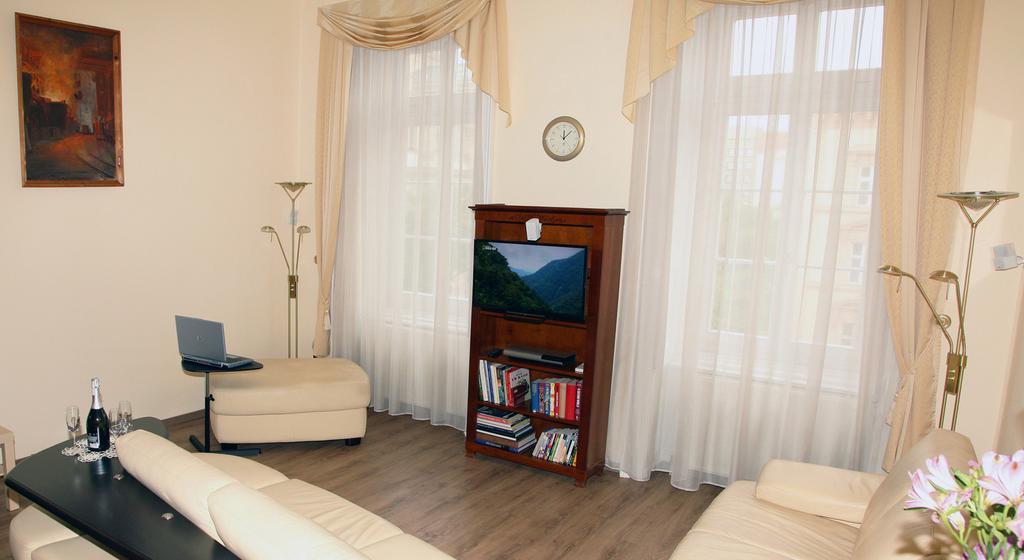 Classic Central Apartment Budapeste Quarto foto
